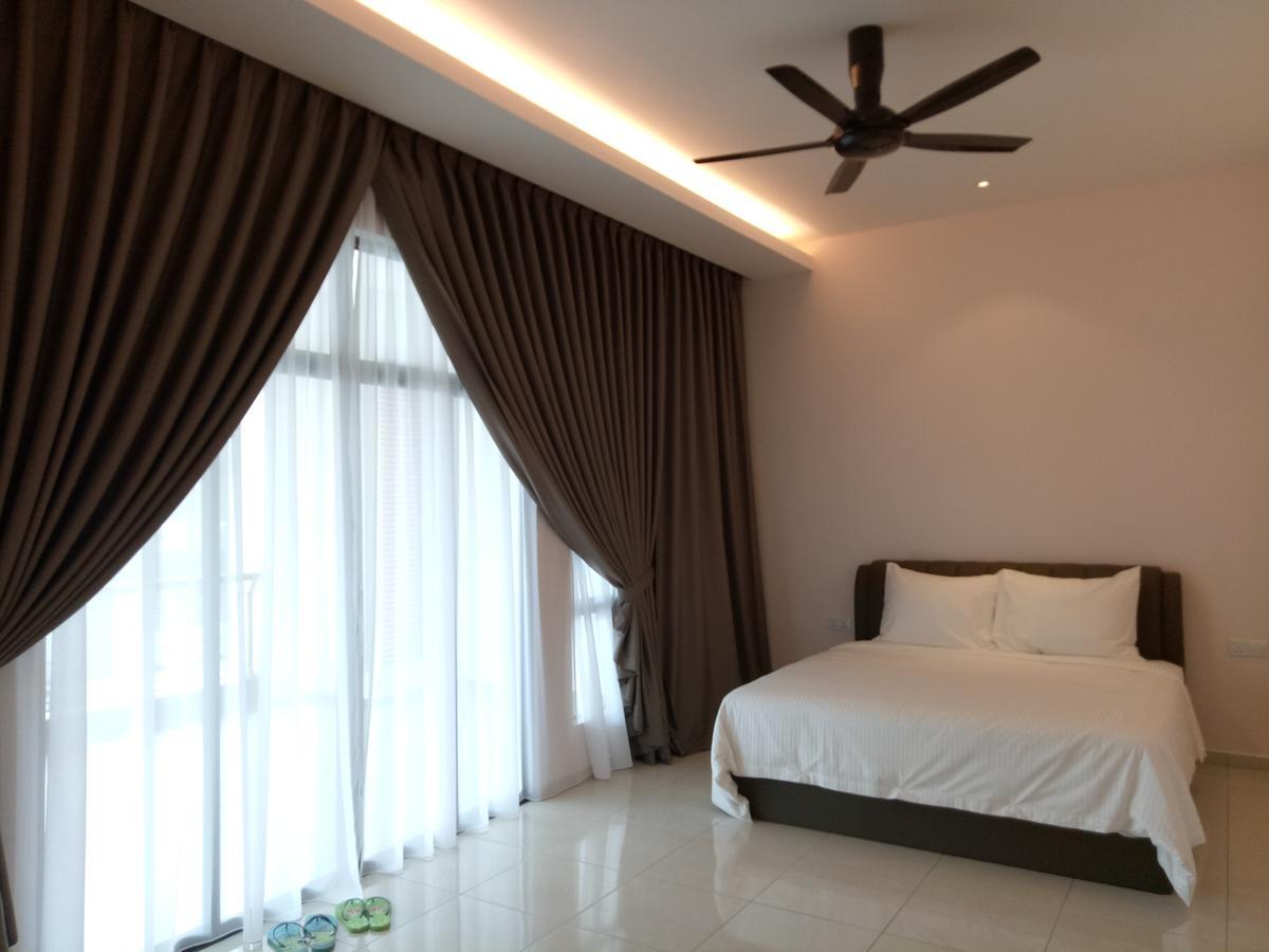 Imperial Cottage Malacca Exterior photo
